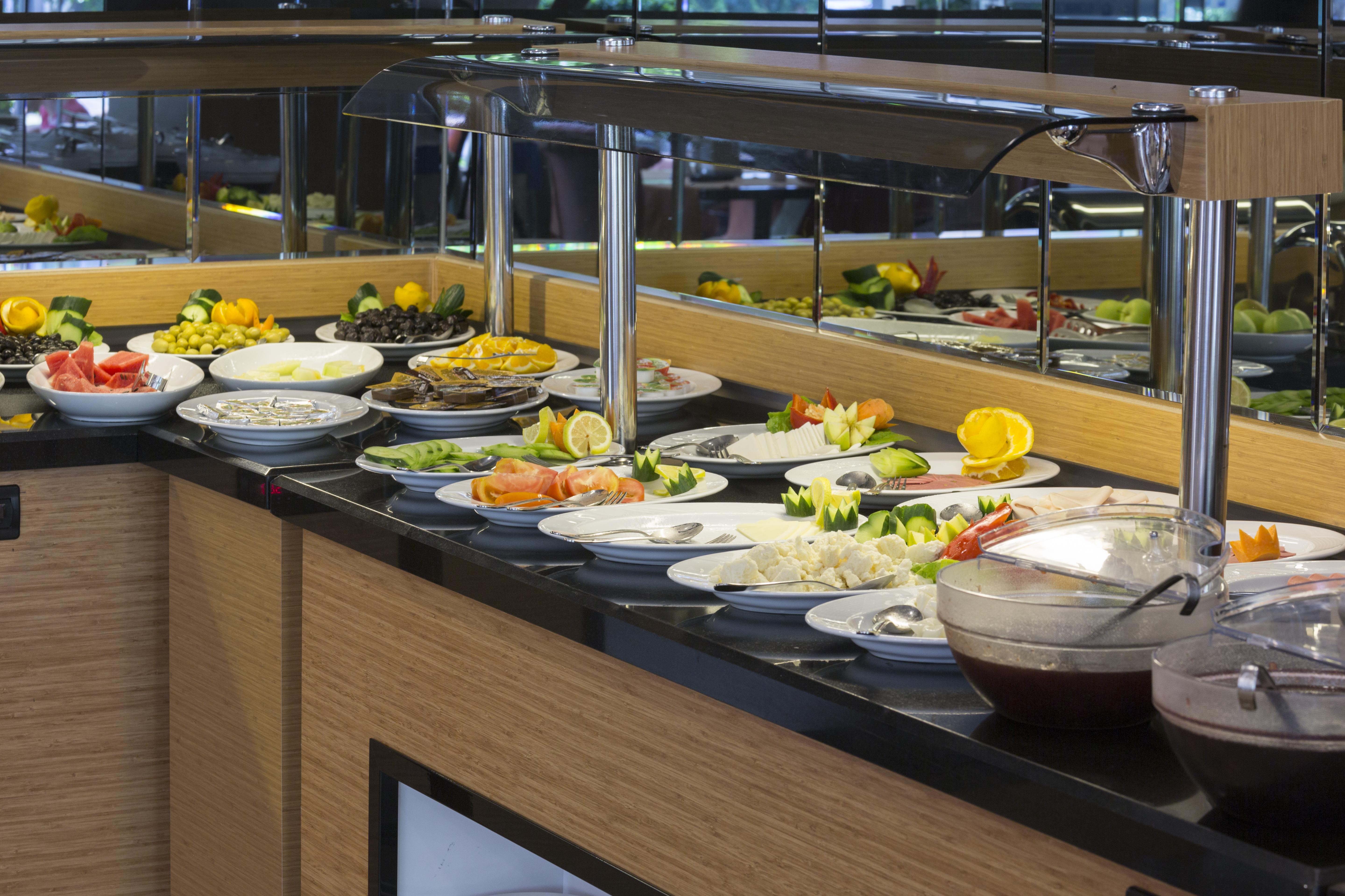 אלאניה Lonicera City Hotel מראה חיצוני תמונה