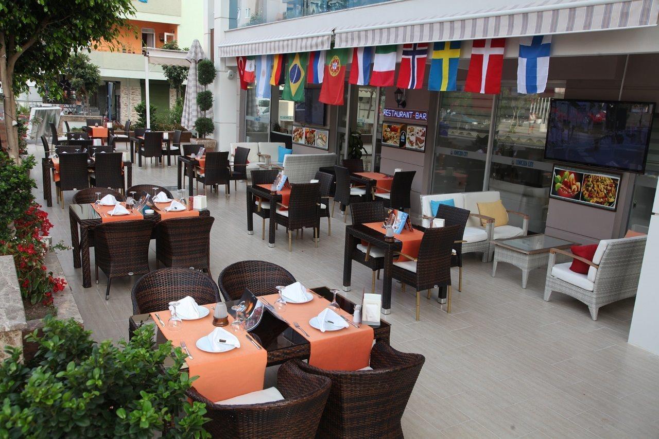 אלאניה Lonicera City Hotel מראה חיצוני תמונה