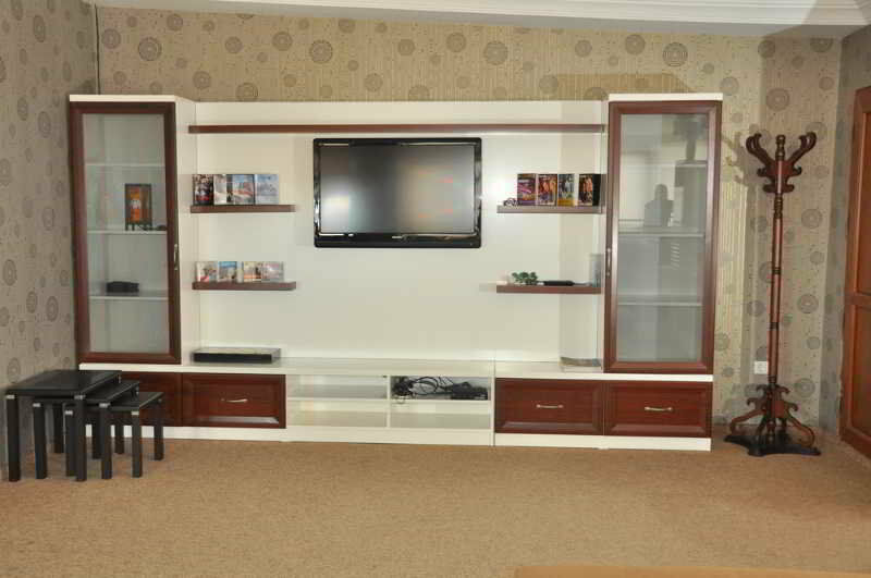 אלאניה Lonicera City Hotel מראה חיצוני תמונה